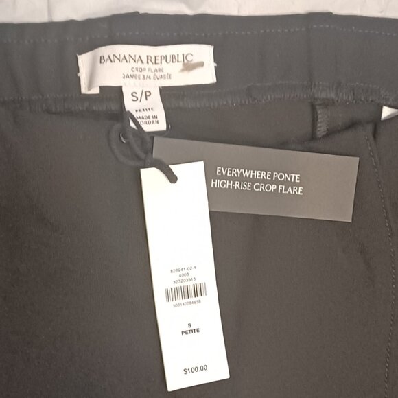 NWT Banana Republic Black High Rise Crop Flare Everywhere Ponte Pull On Pants - Picture 6 of 8